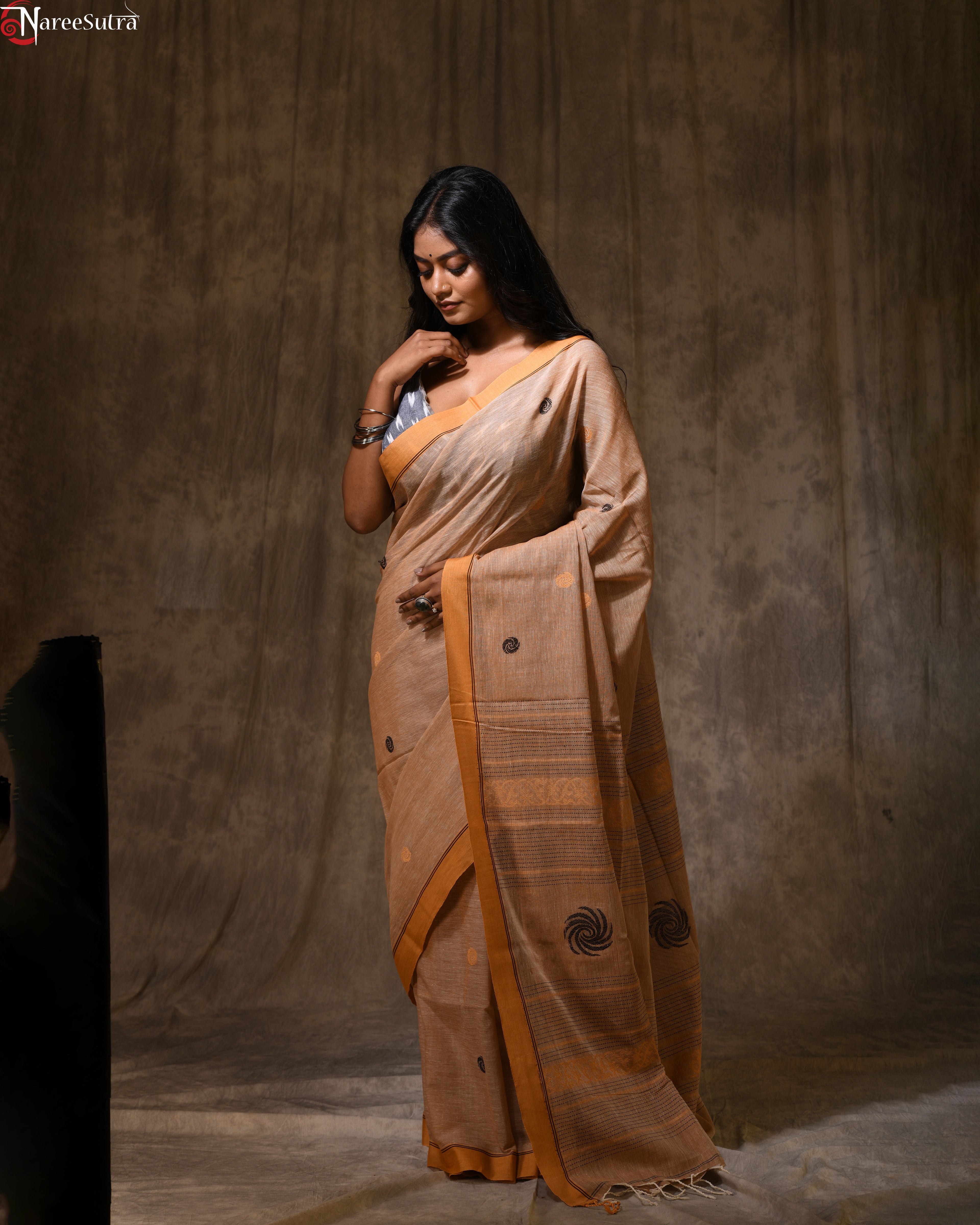 Kancha Sona (Handwoven Cotton Saree)