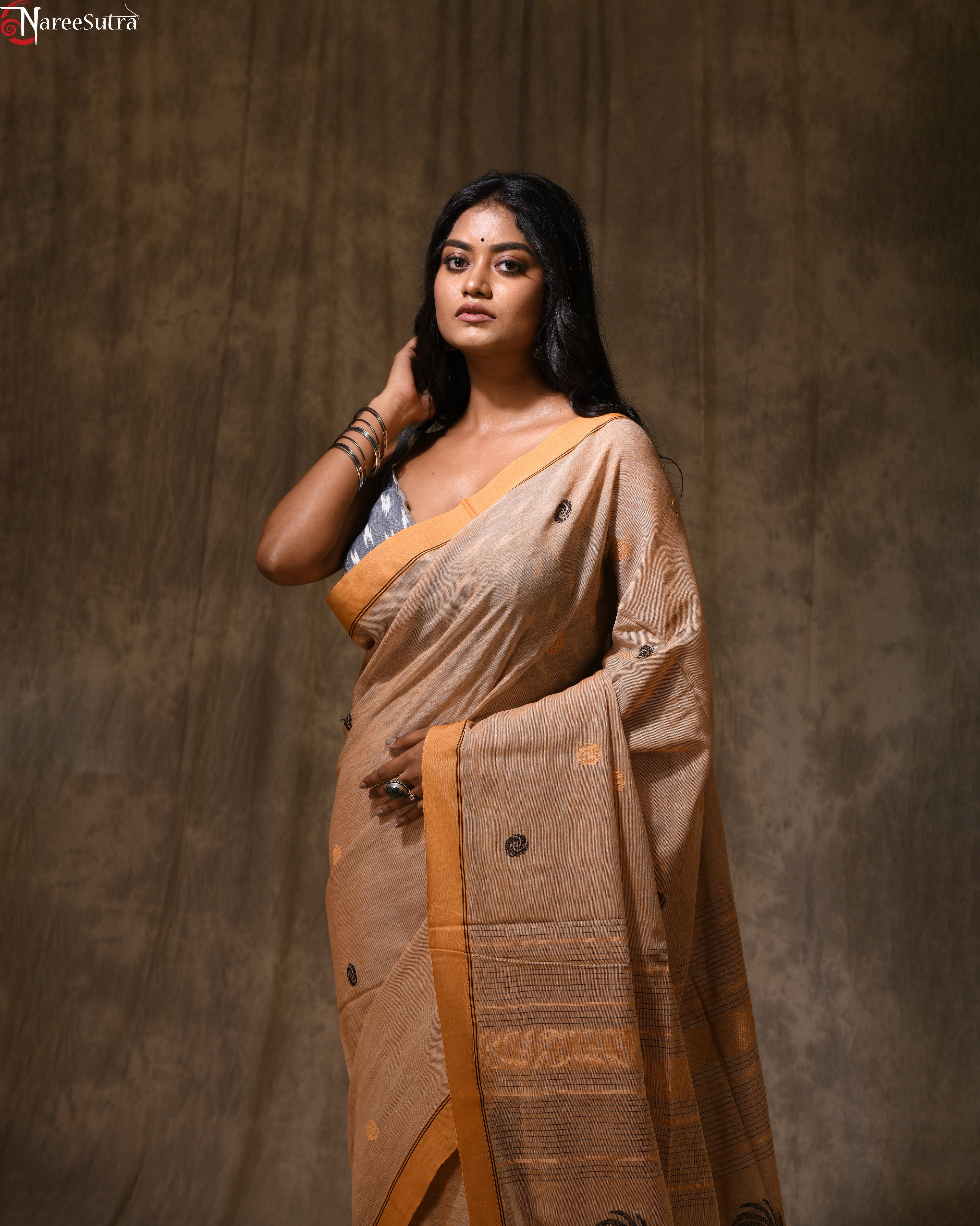 Kancha Sona (Handwoven Cotton Saree)