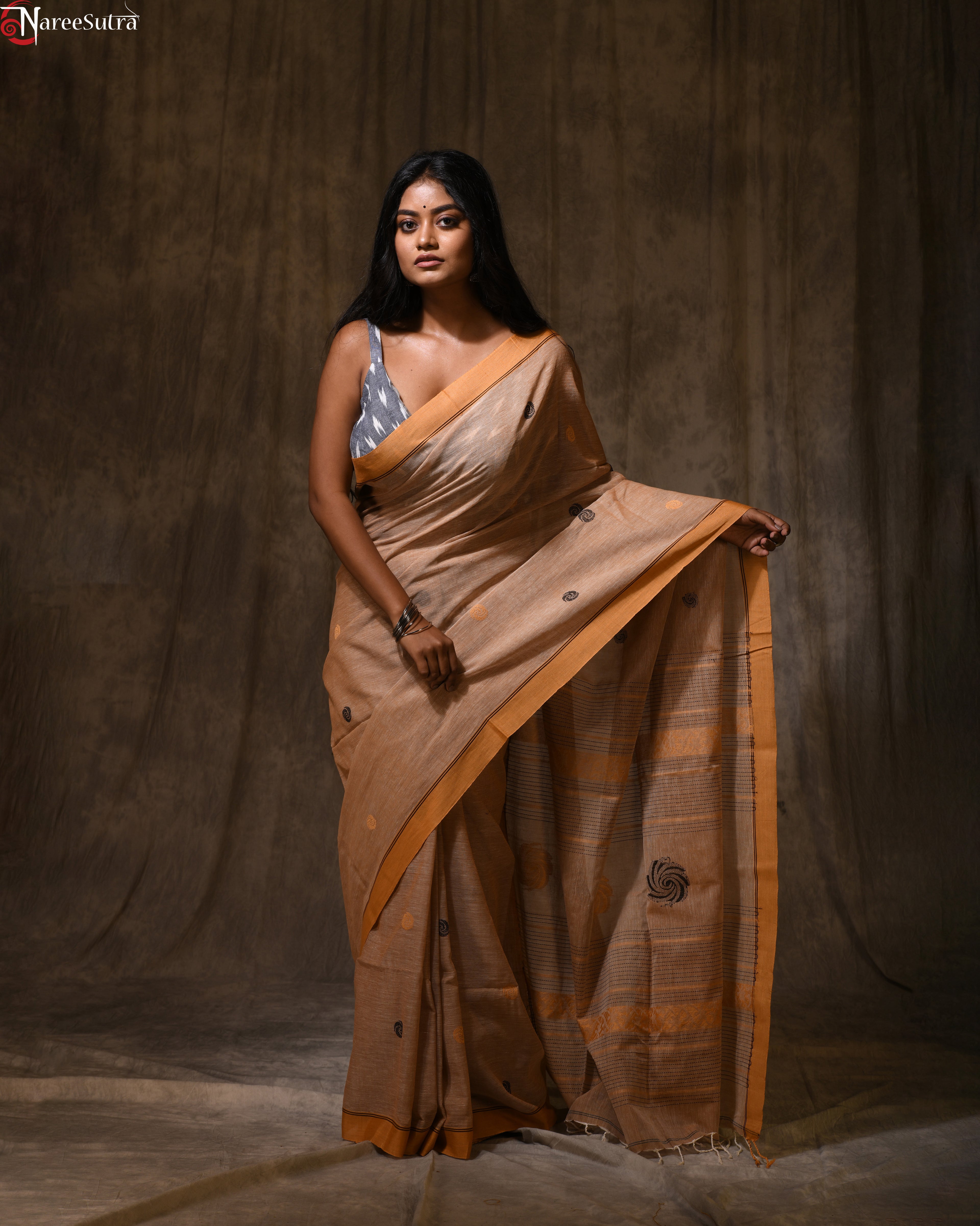 Kancha Sona (Handwoven Cotton Saree)