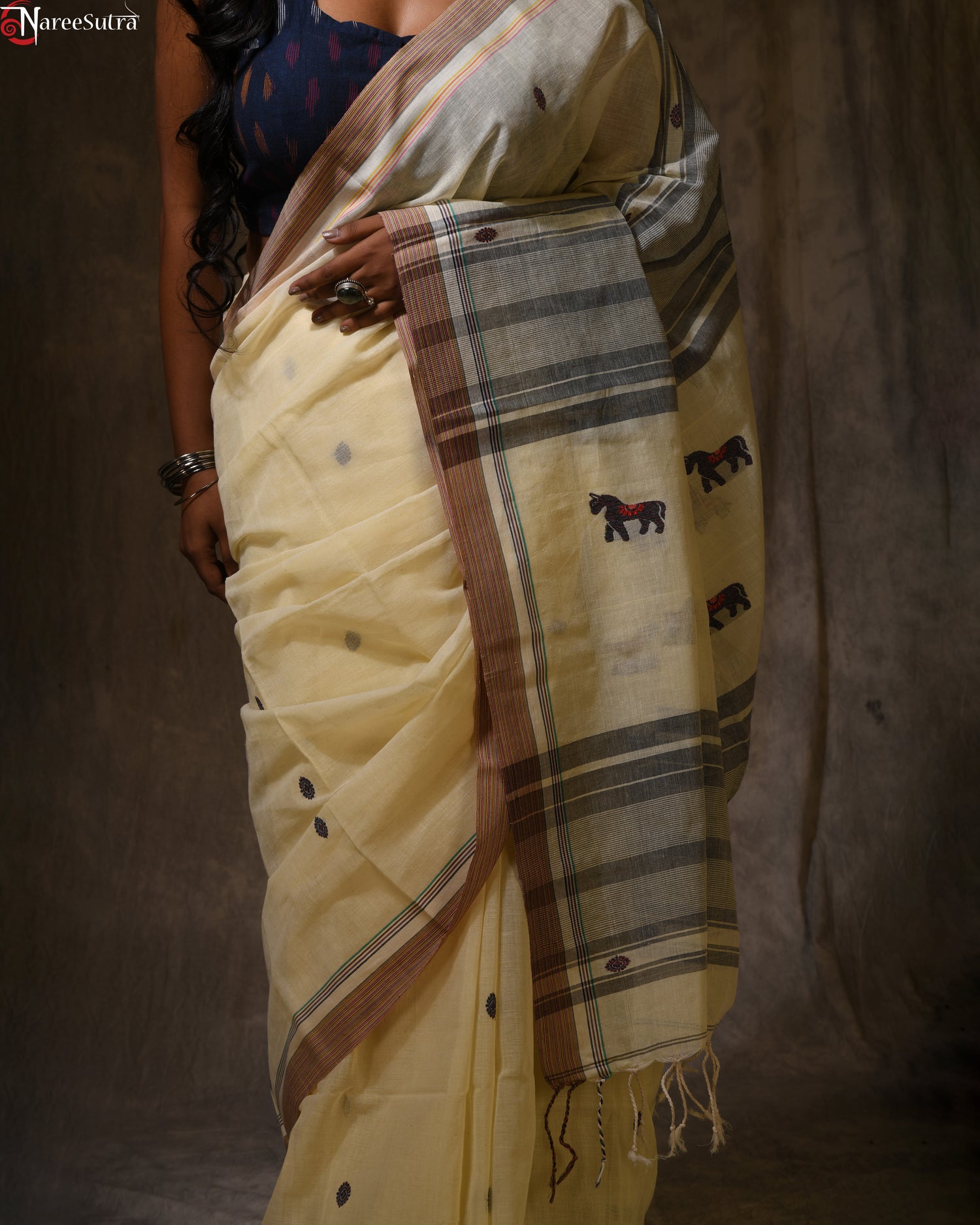 Bhabtoronge (Handwoven Cotton Saree)