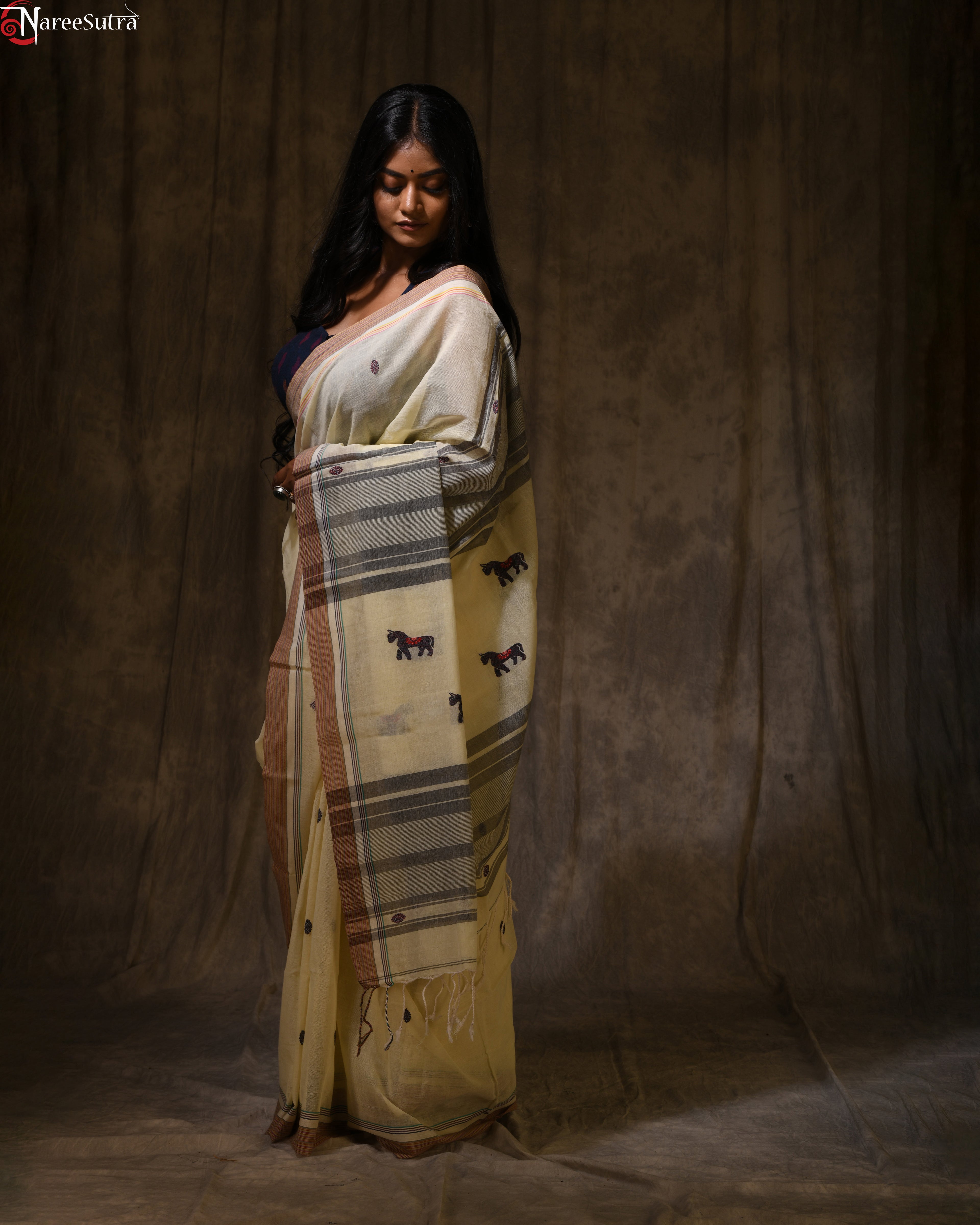 Bhabtoronge (Handwoven Cotton Saree)