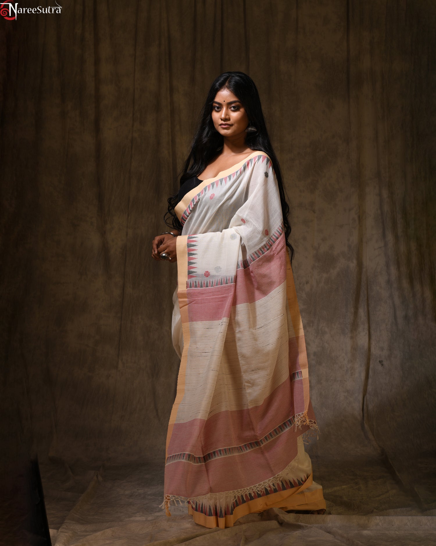 Malancha (Handwoven Cotton Saree)