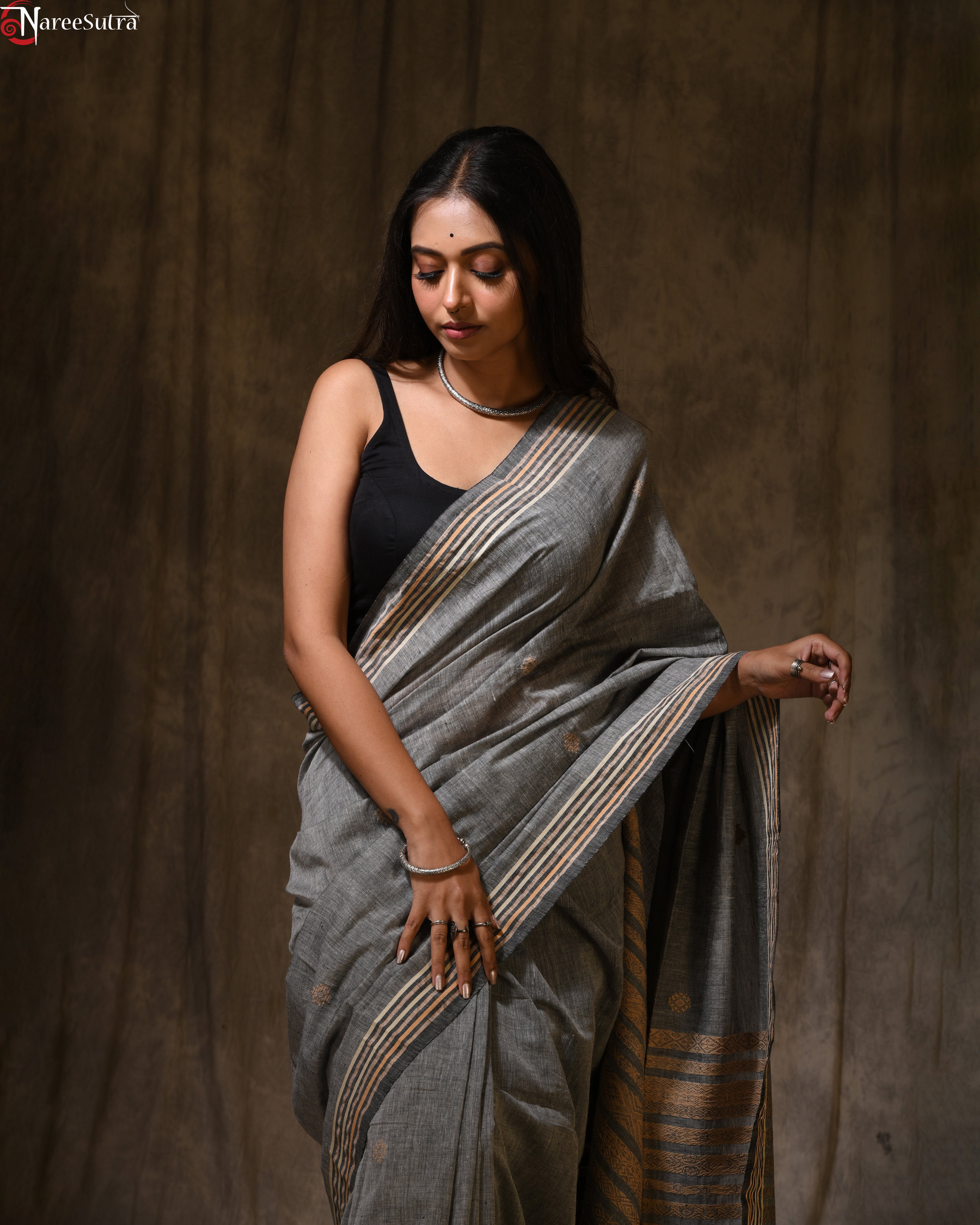 Bhenge More Ghorer Chabi (Handwoven Cotton Saree)