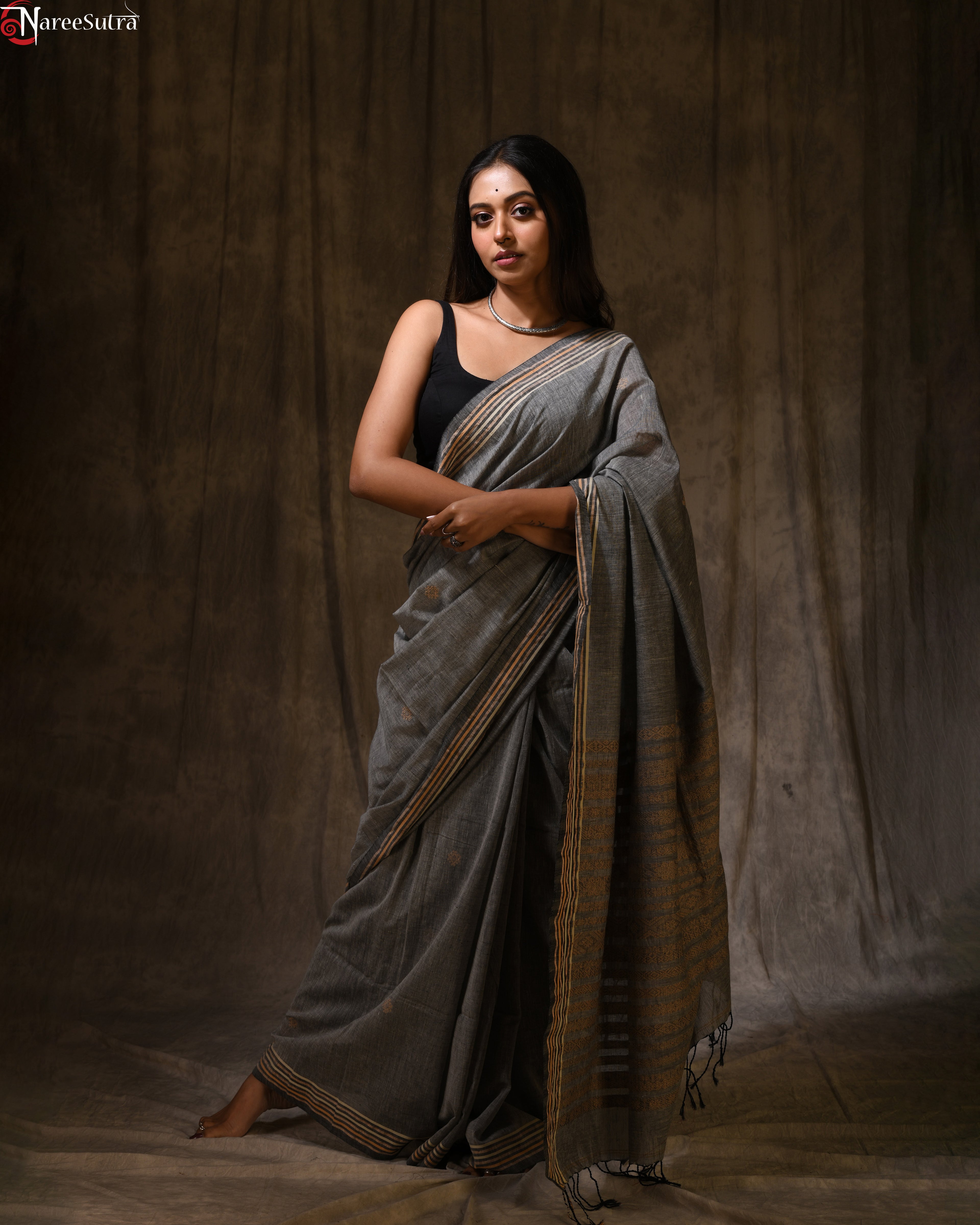 Bhenge More Ghorer Chabi (Handwoven Cotton Saree)