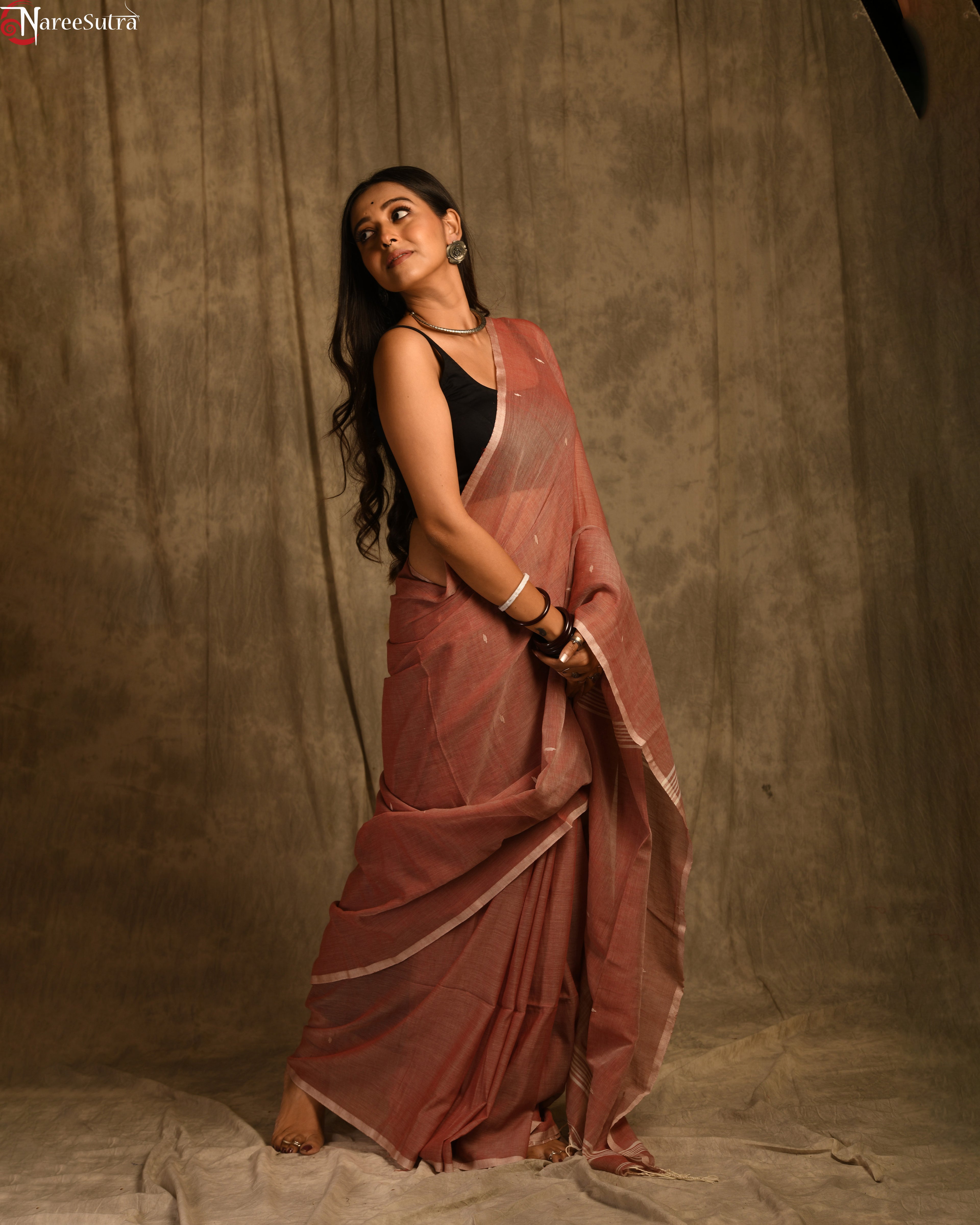 Mayar Cholona (Handwoven Pure Cotton Saree)