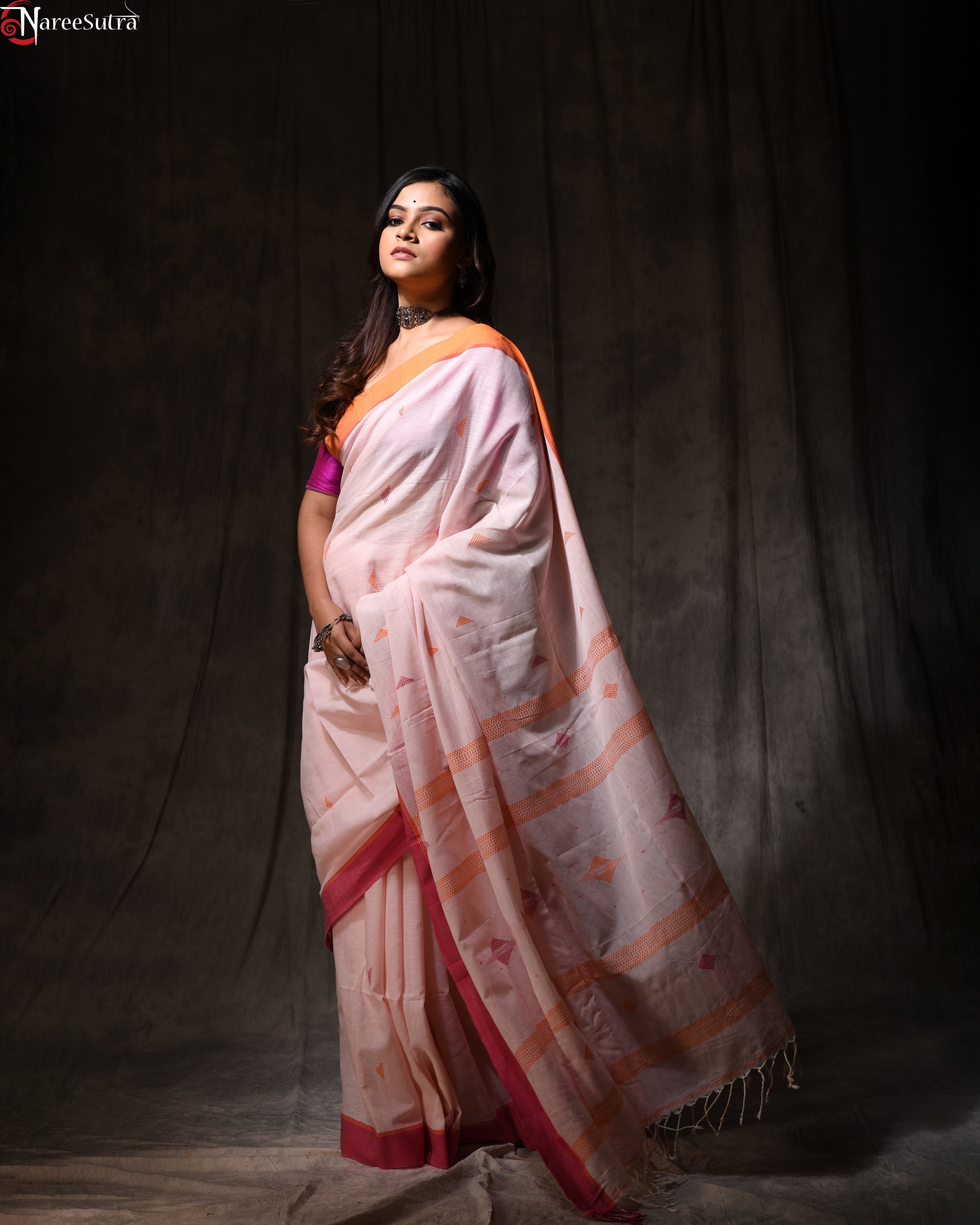 Hrid Majhare (Handwoven Pure Cotton Saree)