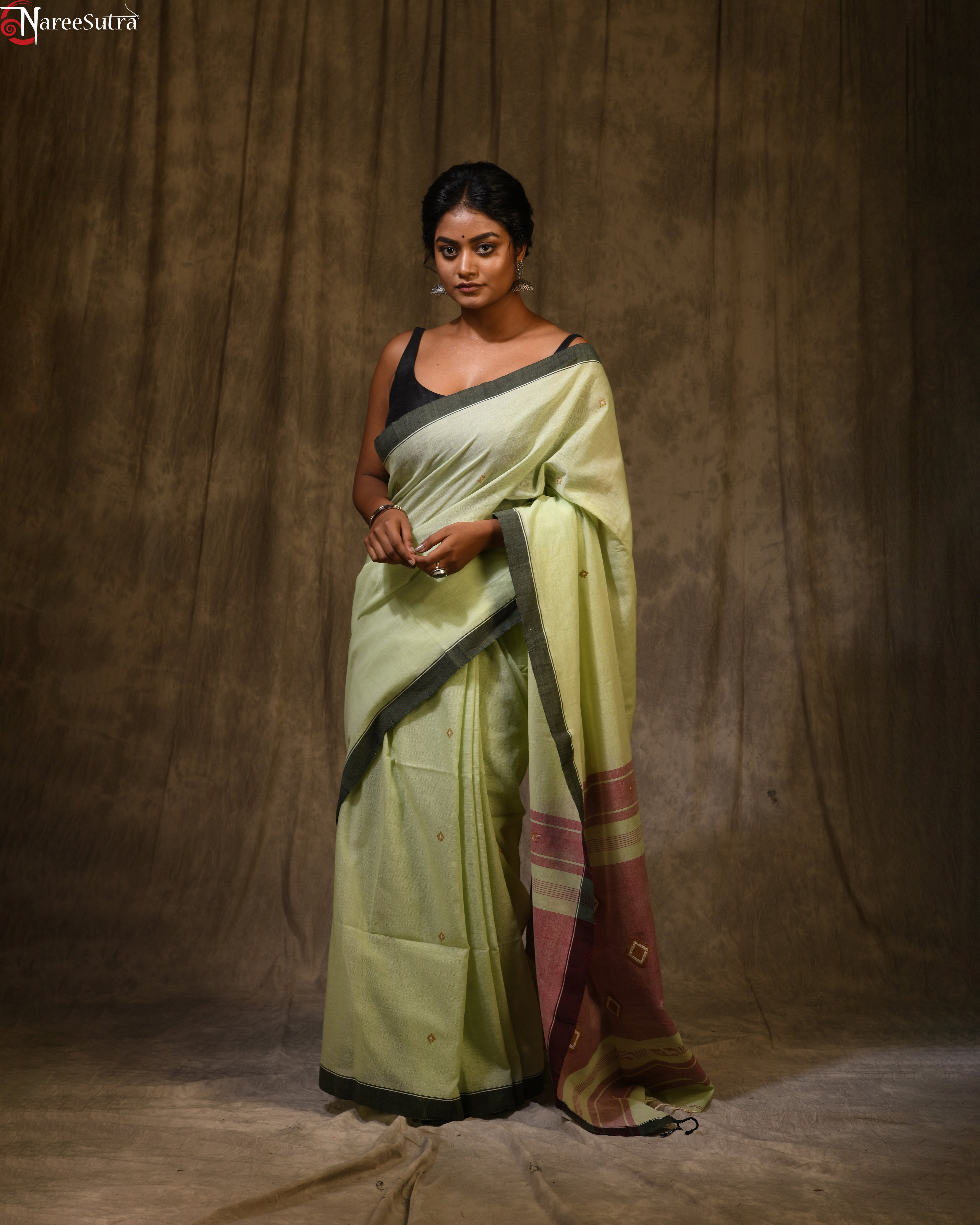 Gogon Paare (Handwoven Pure Cotton Saree)