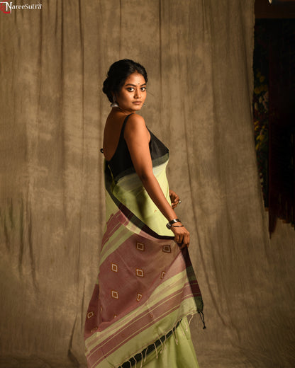 Gogon Paare (Handwoven Pure Cotton Saree)