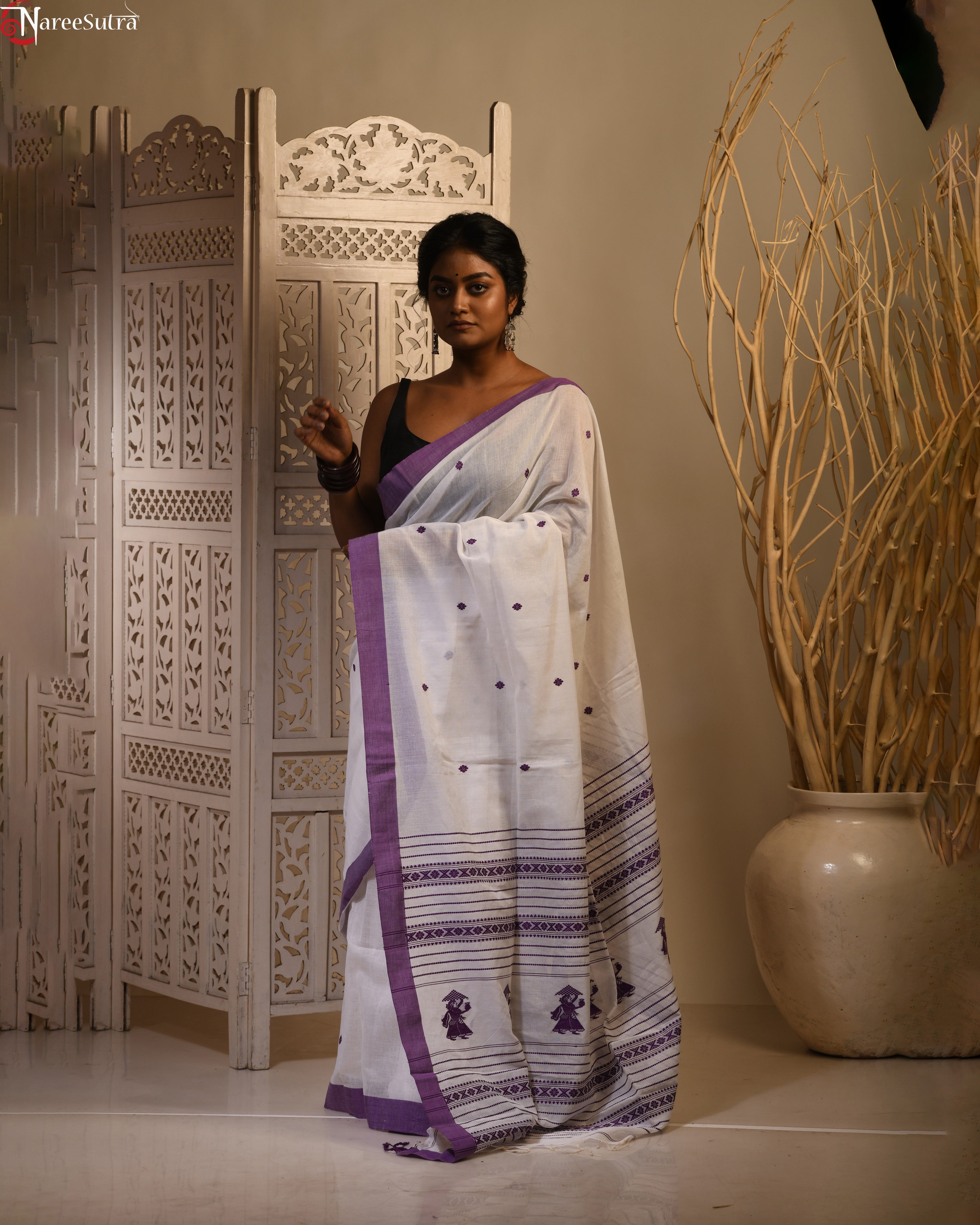 Gora (Handwoven Pure Cotton Saree)