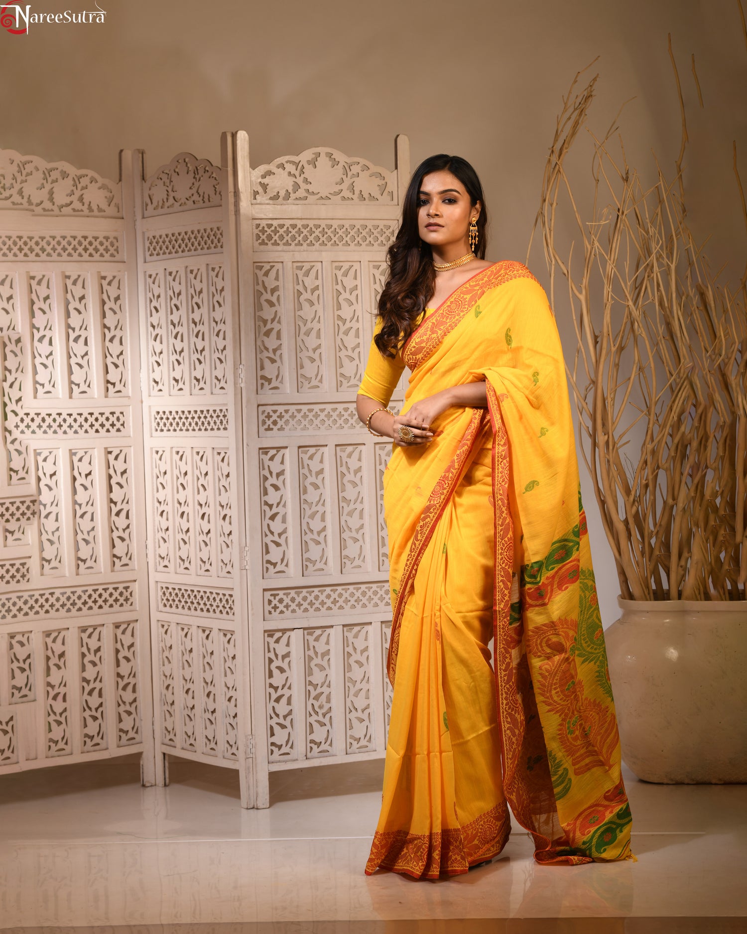 Rabir Alo (Pure Cotton Baluchori Saree)