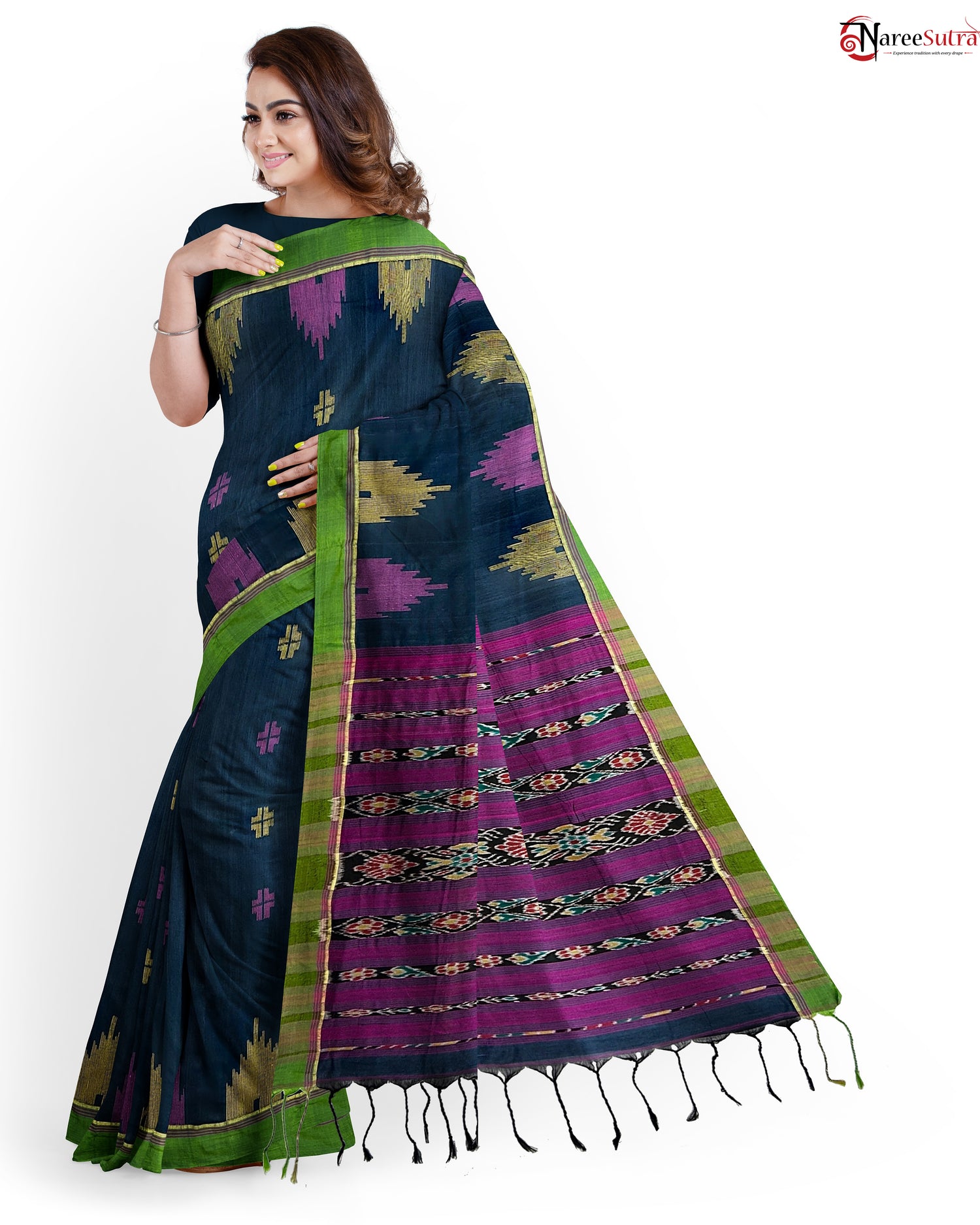 Noyonero Tara (Cotton SAREE)